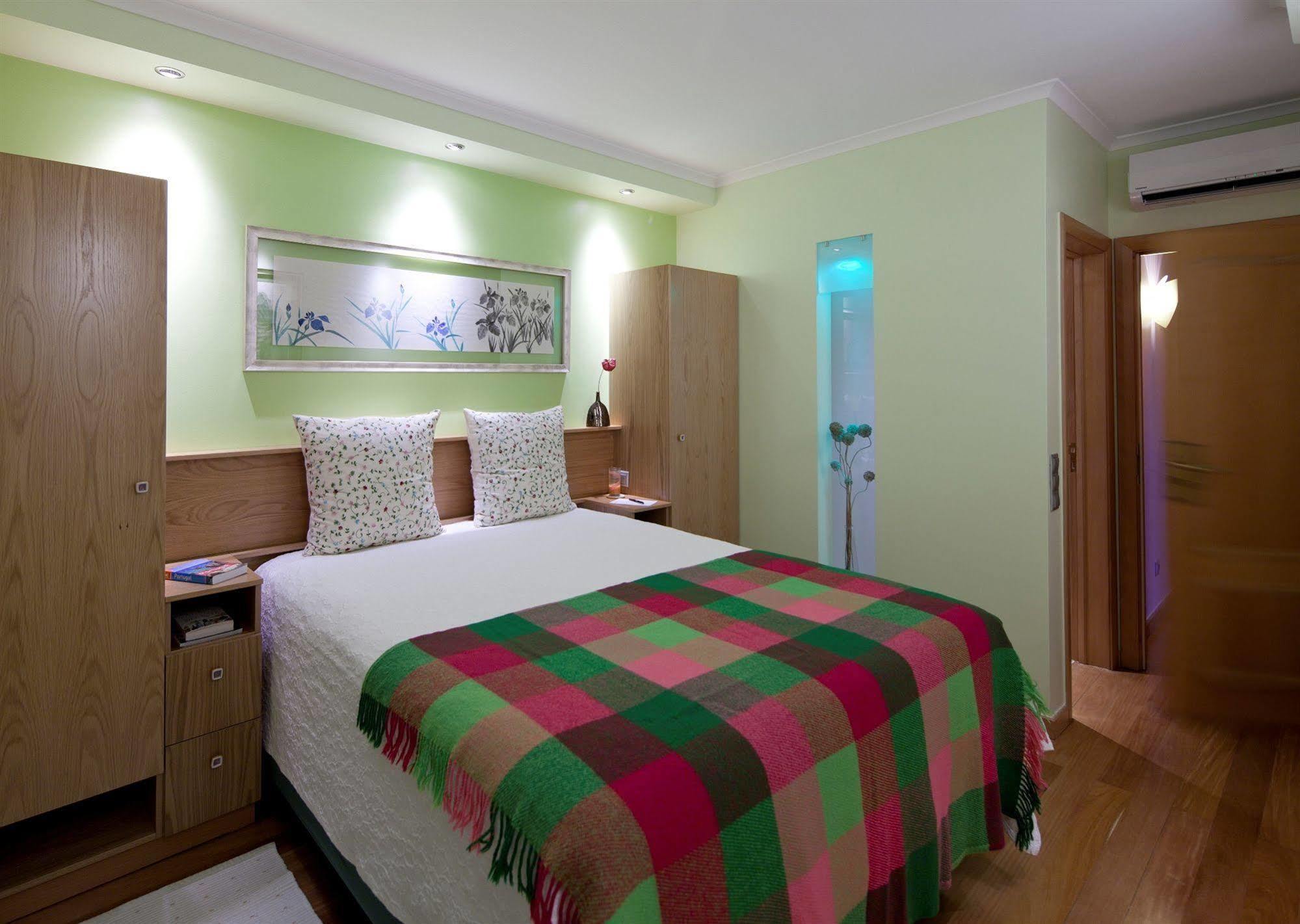 Dolce Vita Guesthouse Эшторил Экстерьер фото